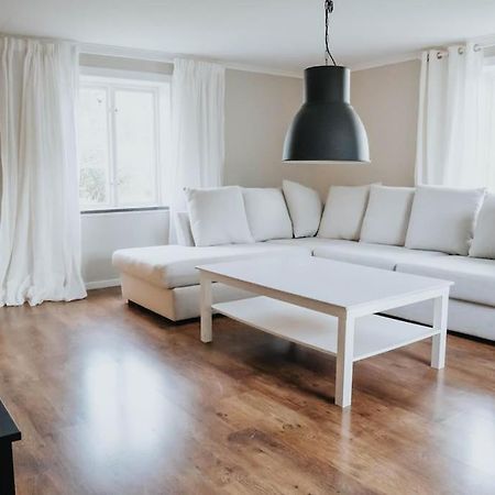 Villa Pa Landet, Habo Buitenkant foto